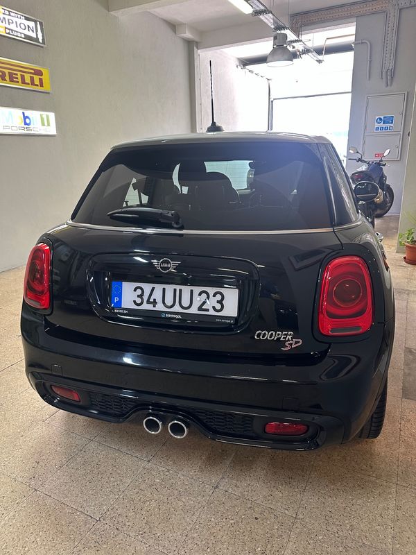 mini-cooper-2018-diesel-1995cc