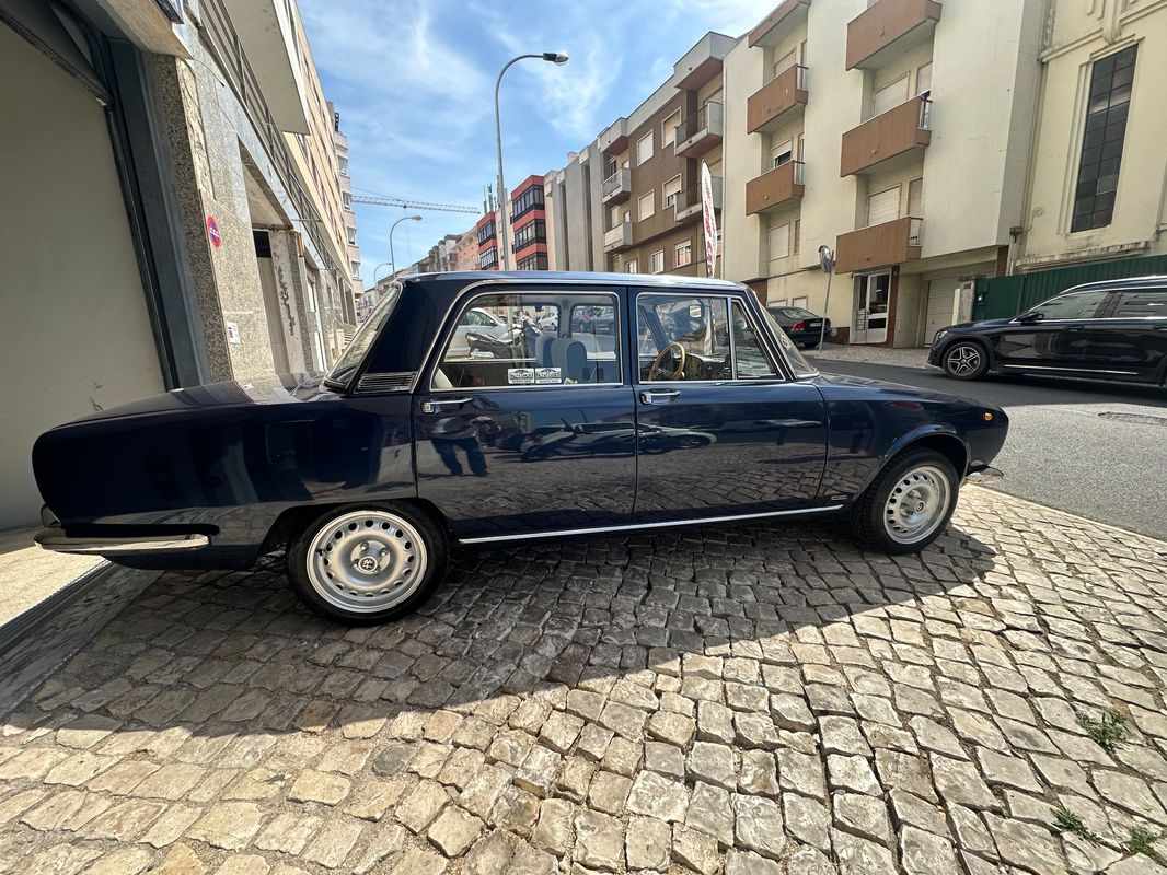 alfa-romeo-2000-1977-gasolina-1961cc