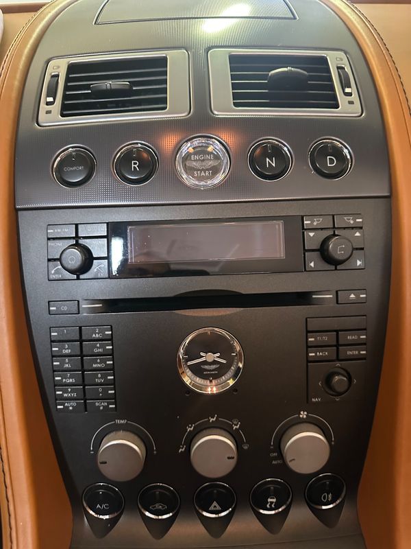 aston-martin-vantage-roadster-2007-gasolina-4300cc