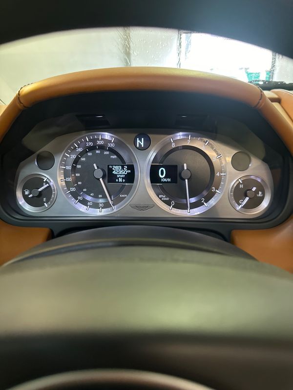 aston-martin-vantage-roadster-2007-gasolina-4300cc