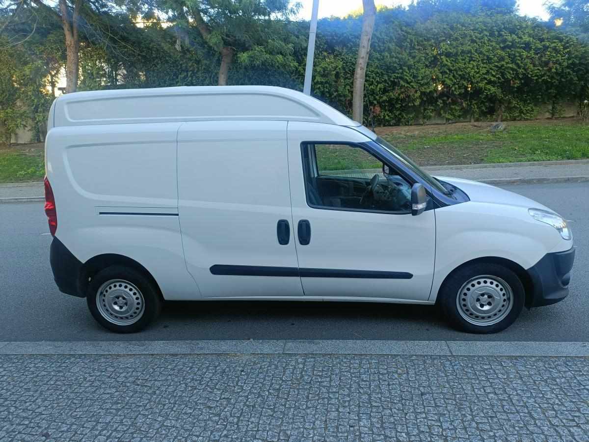 fiat-doblo-1-6-multijet-2014-diesel-1598cc