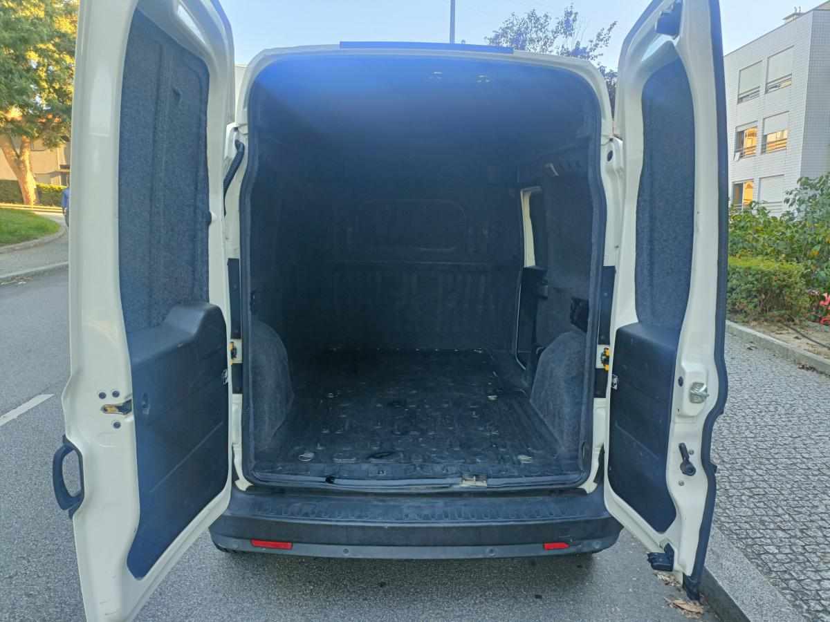 fiat-doblo-1-6-multijet-2014-diesel-1598cc