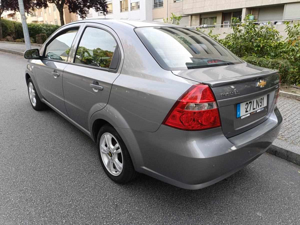 chevrolet-aveo-1-2-2011-gasolina-1206cc