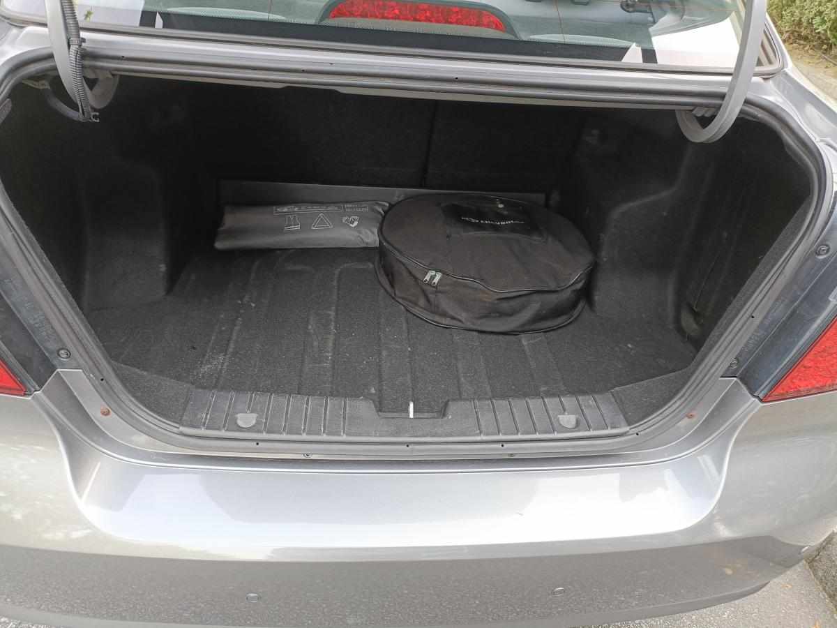 chevrolet-aveo-1-2-2011-gasolina-1206cc