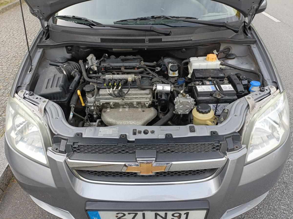 chevrolet-aveo-1-2-2011-gasolina-1206cc