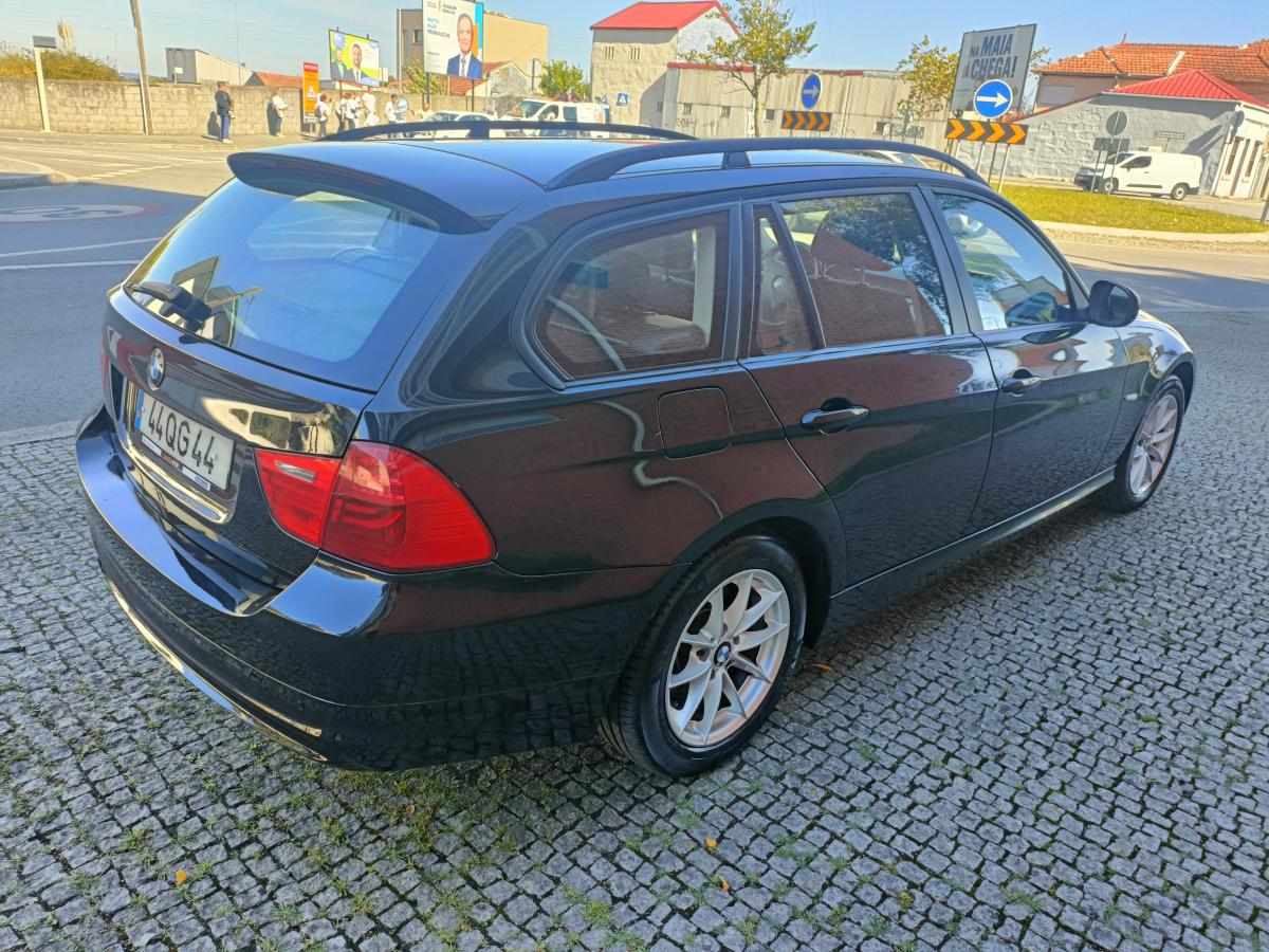 bmw-serie-3-318d-touring-2009-diesel-1995cc