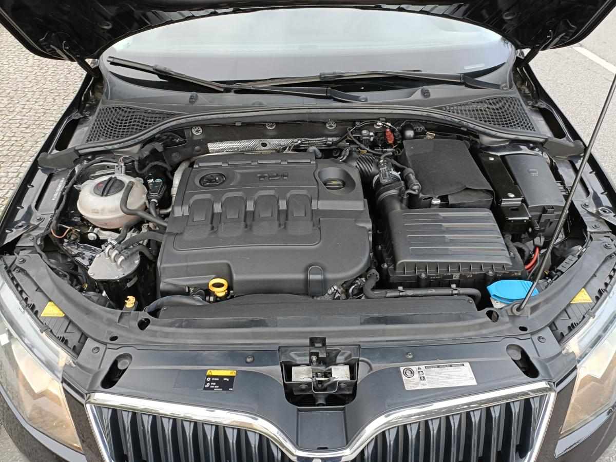 skoda-octavia-1-6-tdi-2016-diesel-1598cc