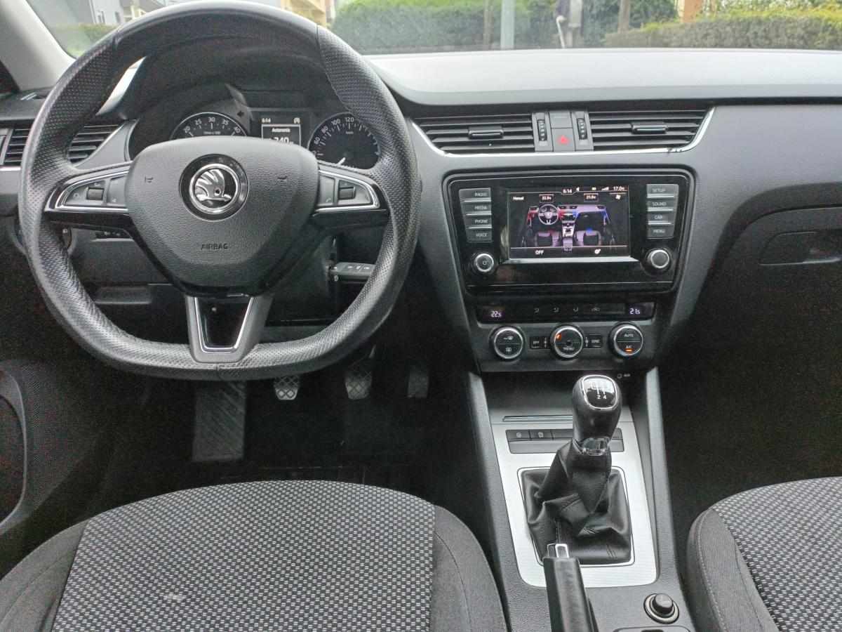 skoda-octavia-1-6-tdi-2016-diesel-1598cc