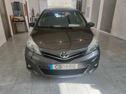 toyota-yaris-1-4-d-4d-2012-diesel-1364cc