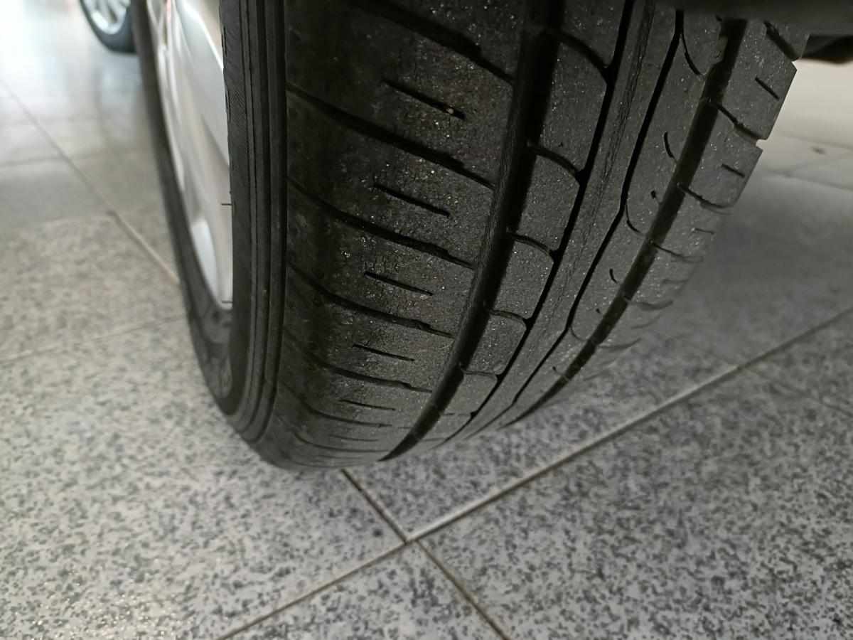 toyota-yaris-1-4-d-4d-2012-diesel-1364cc