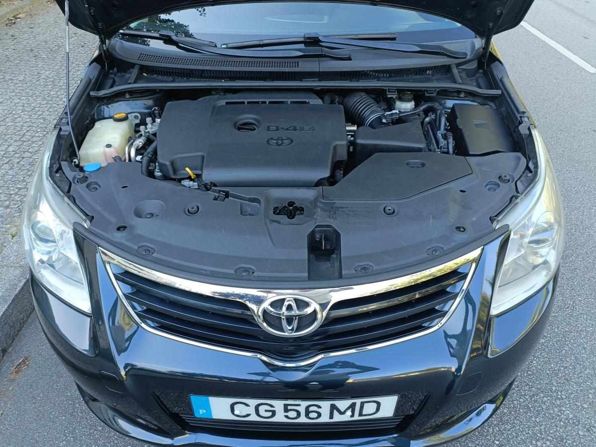 toyota-avensis-2-0-d-4d-2011-diesel-1998cc