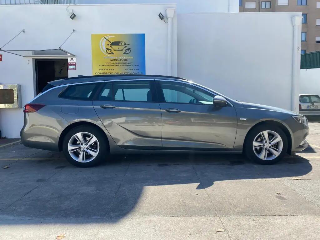 opel-insignia-sports-tourer-2018-diesel-1598cc