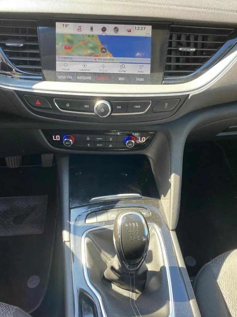 opel-insignia-sports-tourer-2018-diesel-1598cc