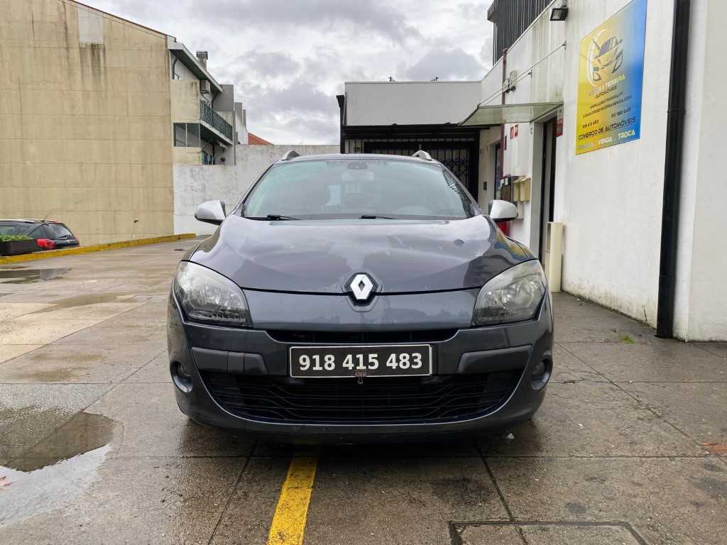 renault-megane-sport-tourer-2011-diesel-1461cc