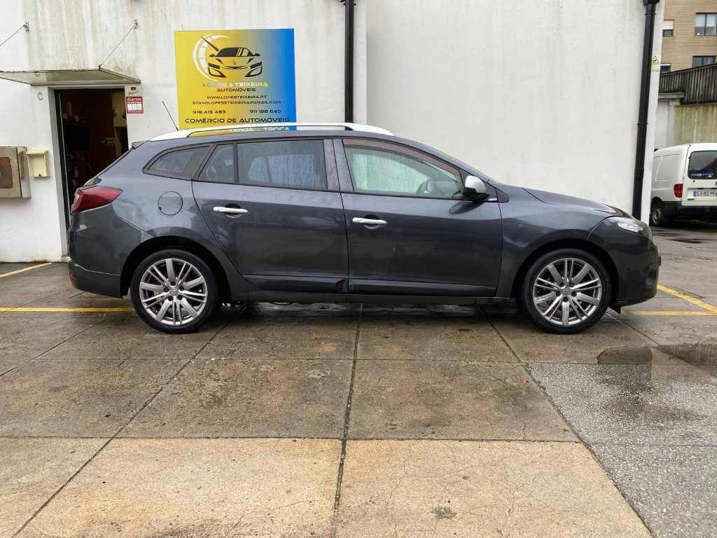 renault-megane-sport-tourer-2011-diesel-1461cc