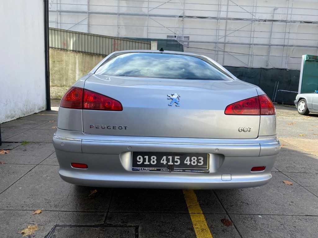 peugeot-607-2009-diesel-2720cc