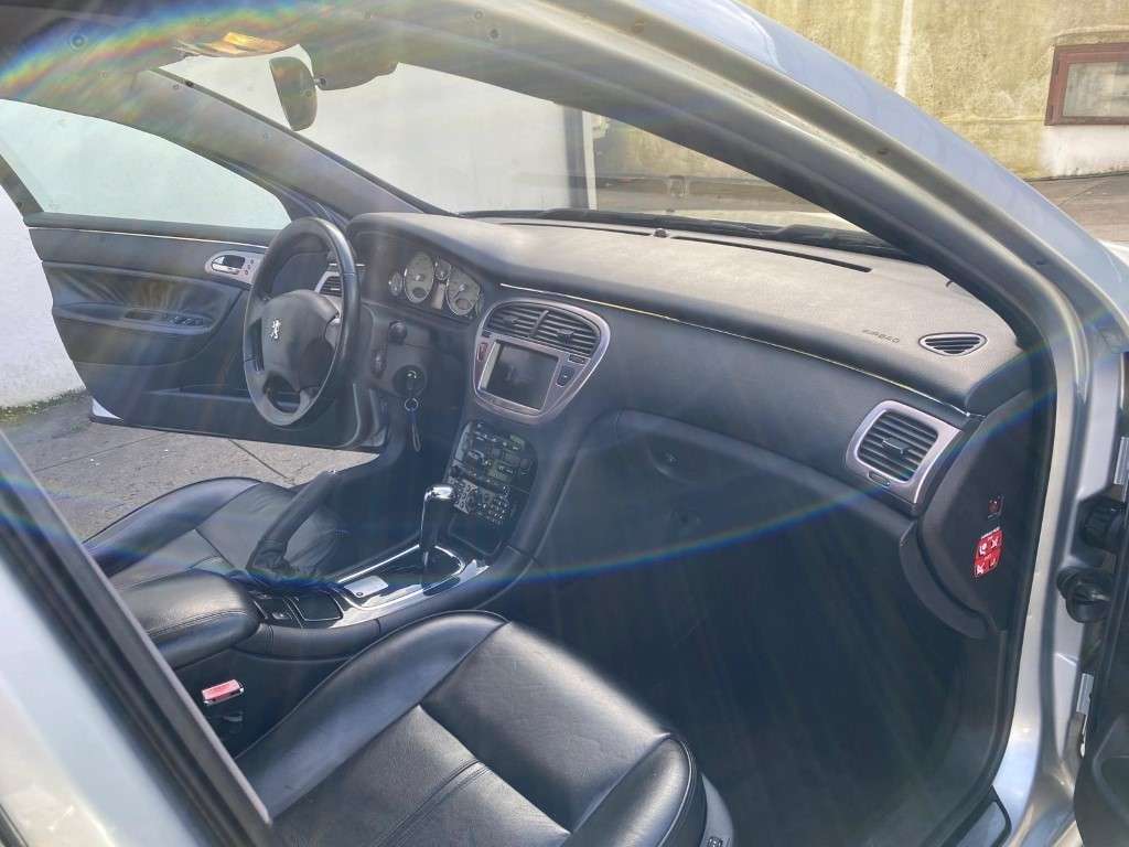 peugeot-607-2009-diesel-2720cc