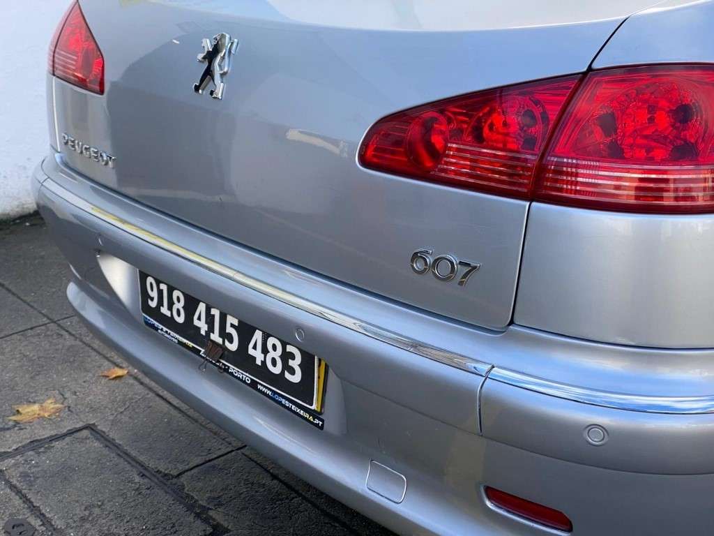 peugeot-607-2009-diesel-2720cc