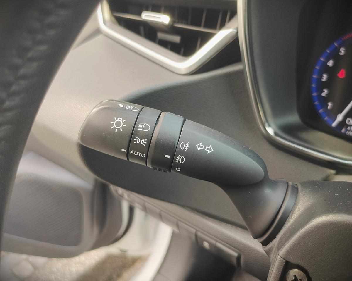 toyota-corolla-hybrid-1-8-vvt-i-2021-gasolina-1798cc
