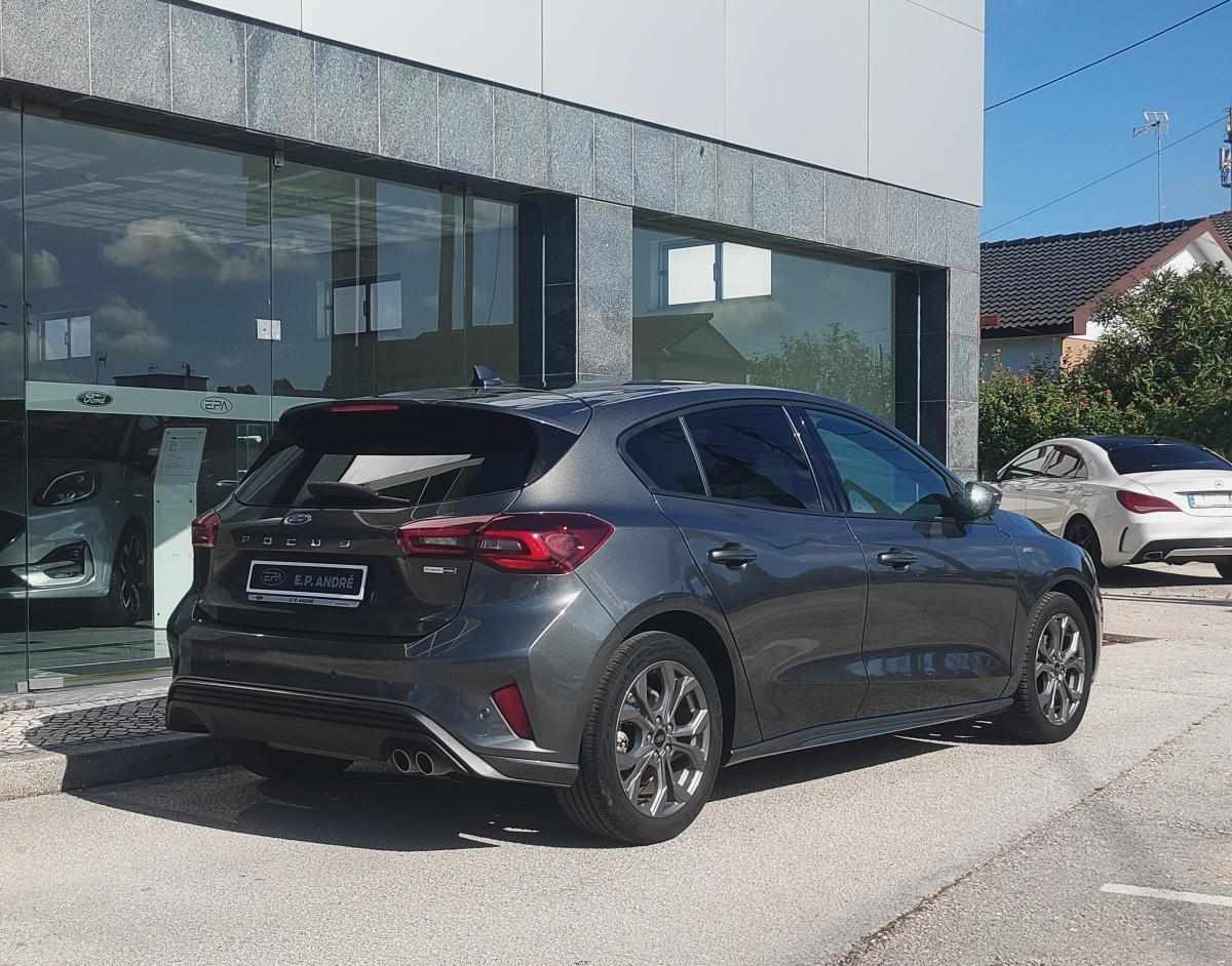 ford-focus-1-0-ecoboost-mild-hybrid-2022-gasolina-999cc