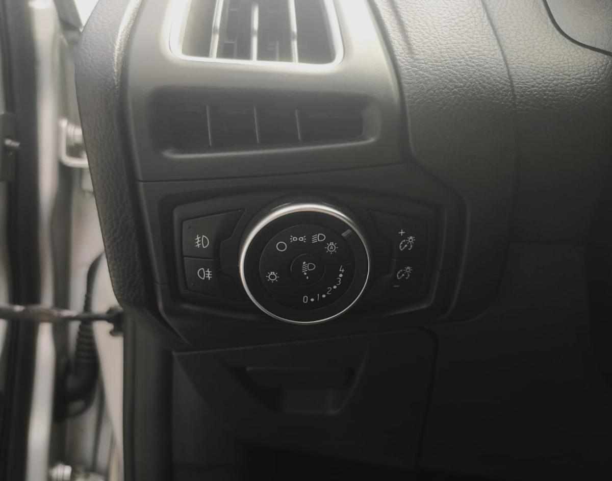 ford-focus-2016-diesel-1499cc