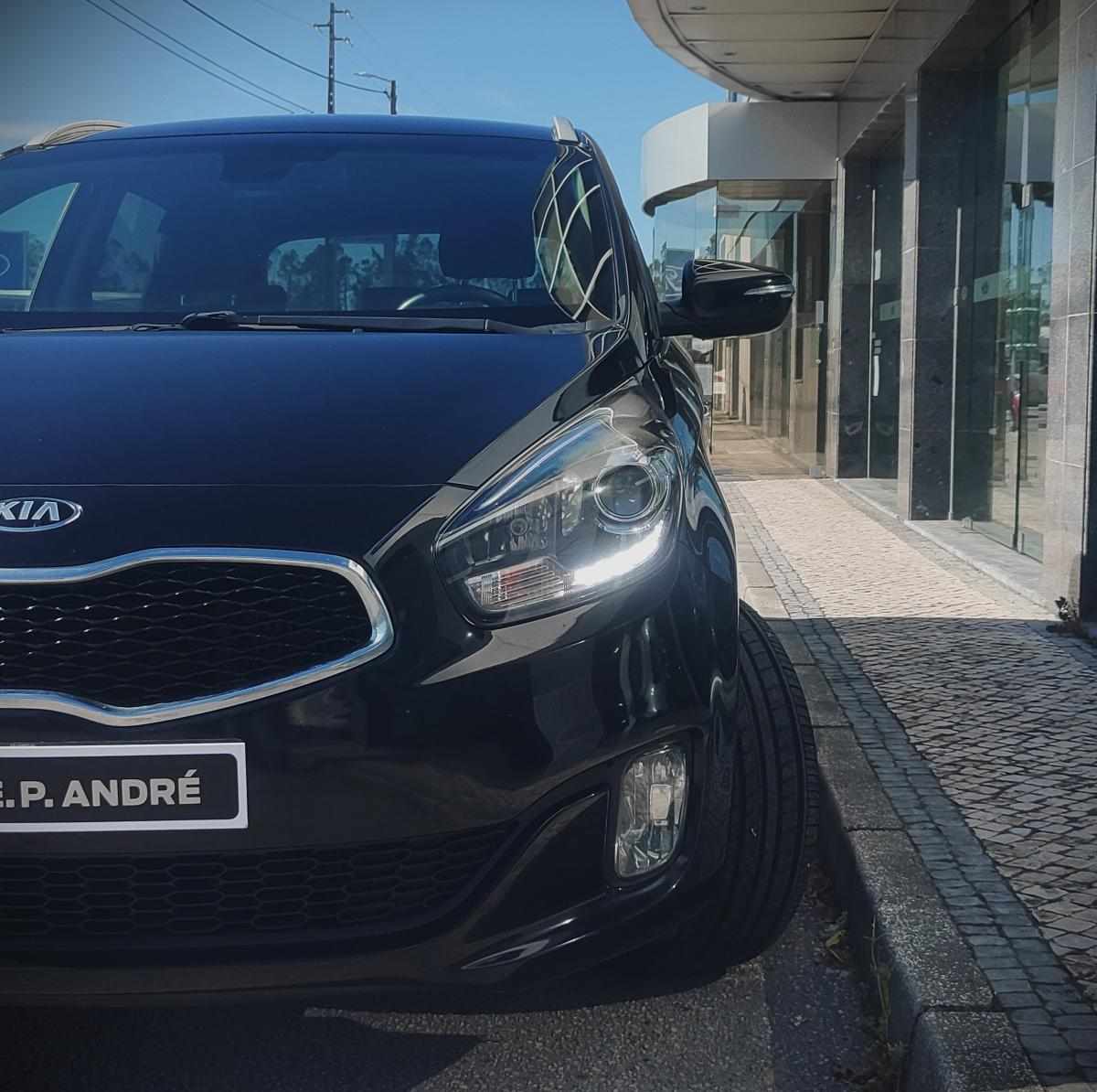 kia-carens-1-7-crdi-2014-diesel-1685cc