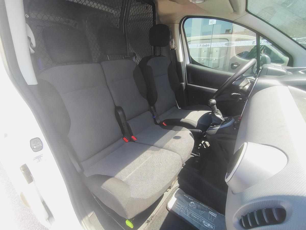 peugeot-partner-1-6-bluehdi-2018-diesel-1560cc