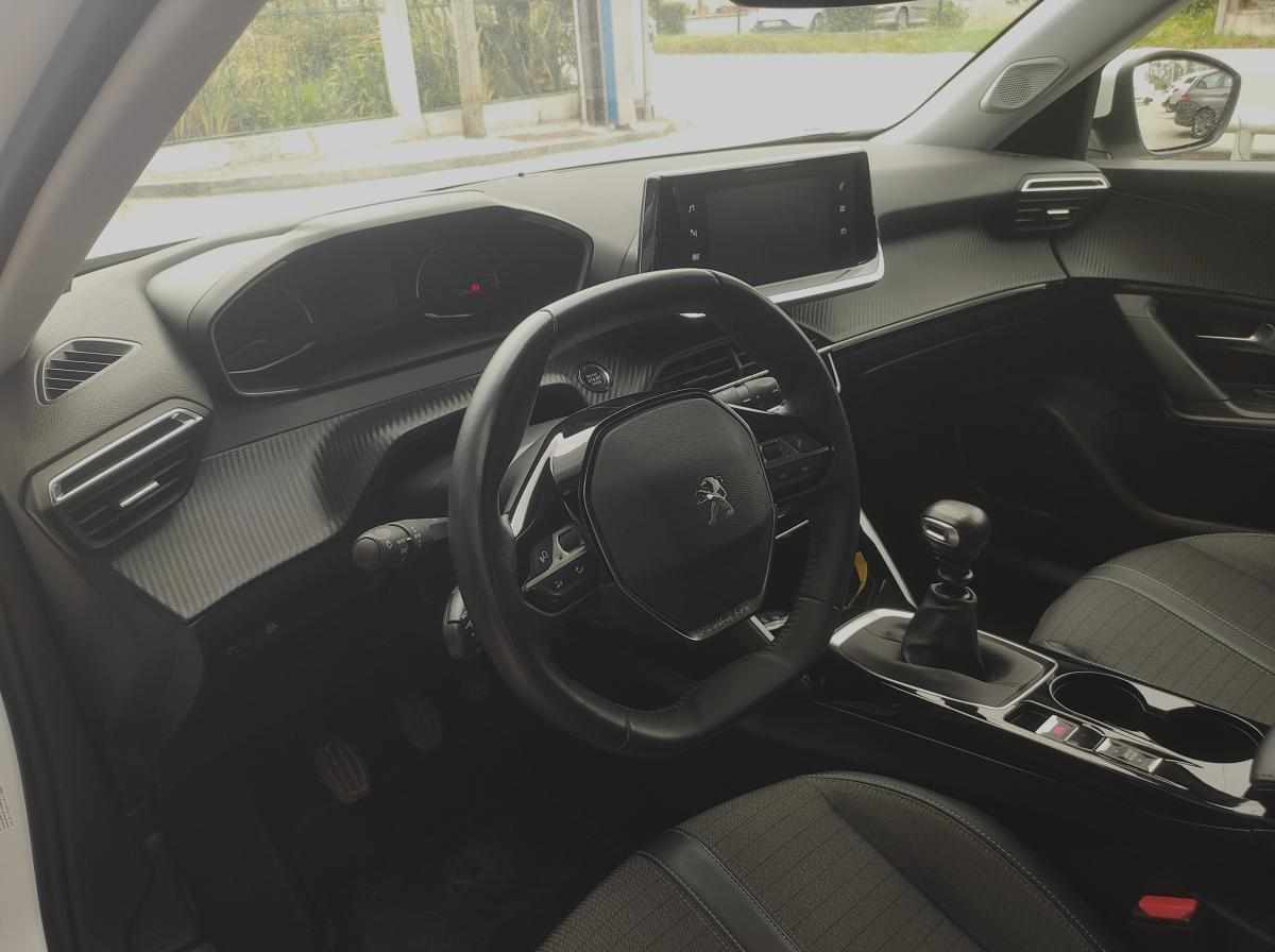 peugeot-2008-2021-gasolina-1199cc