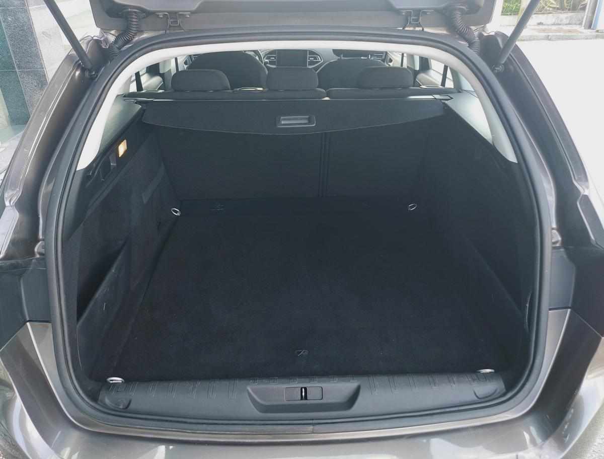 peugeot-308-sw-1-6-blue-hdi-2015-diesel-1600cc