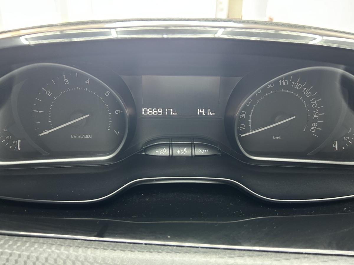 peugeot-2008-2019-gasolina-1199cc