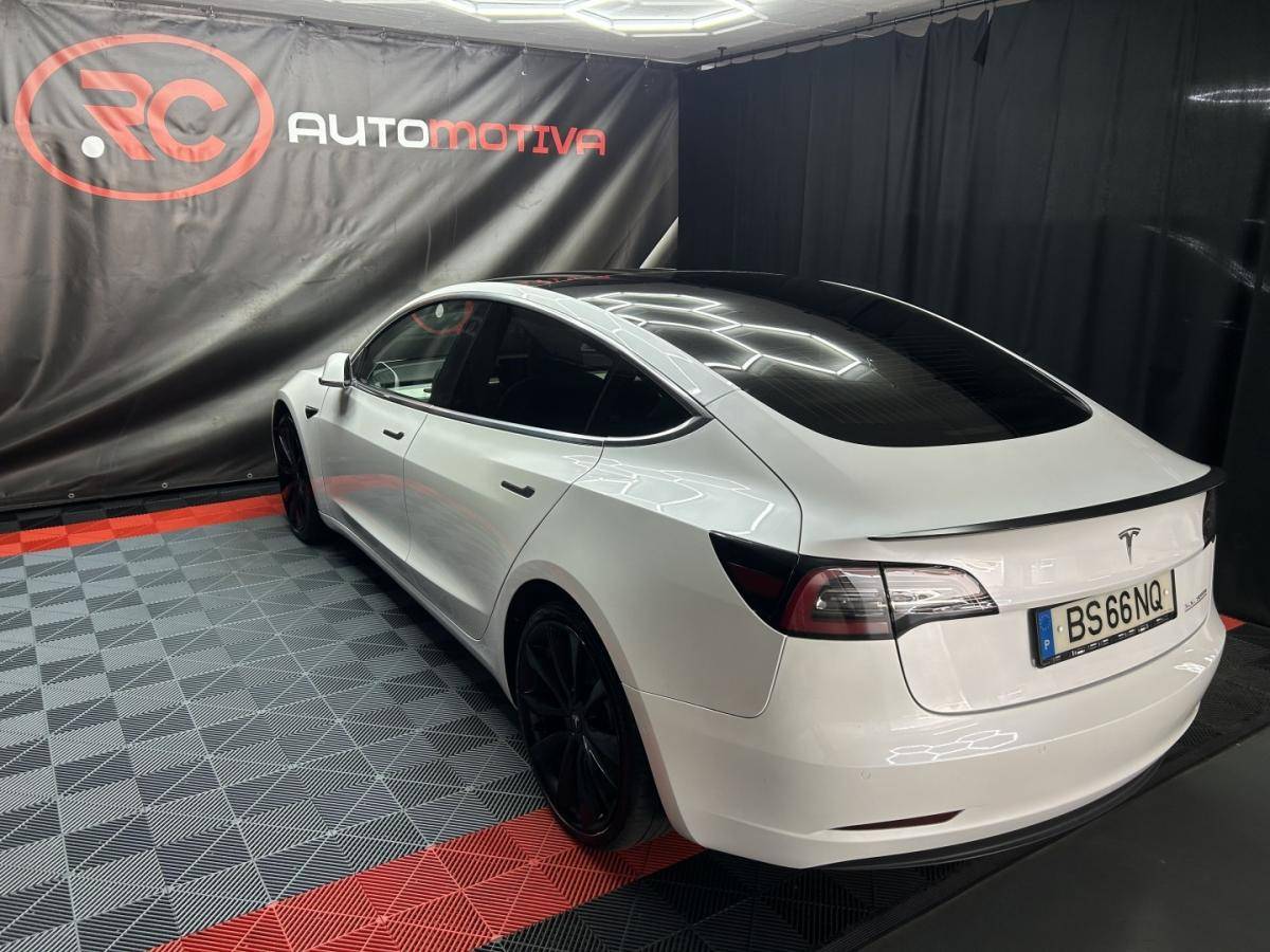 tesla-model-3-2019-eletrico-0cc