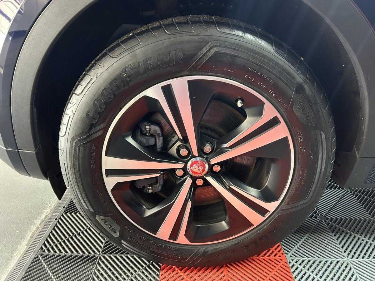 jaguar-e-pace-2023-hibrido-1498cc