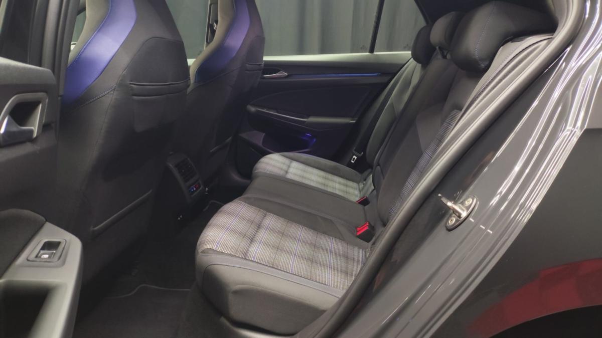volkswagen-golf-2021-hibrido-1395cc