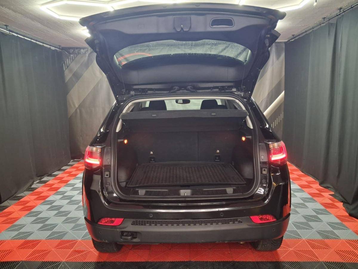 jeep-compass-2023-hibrido-1332cc