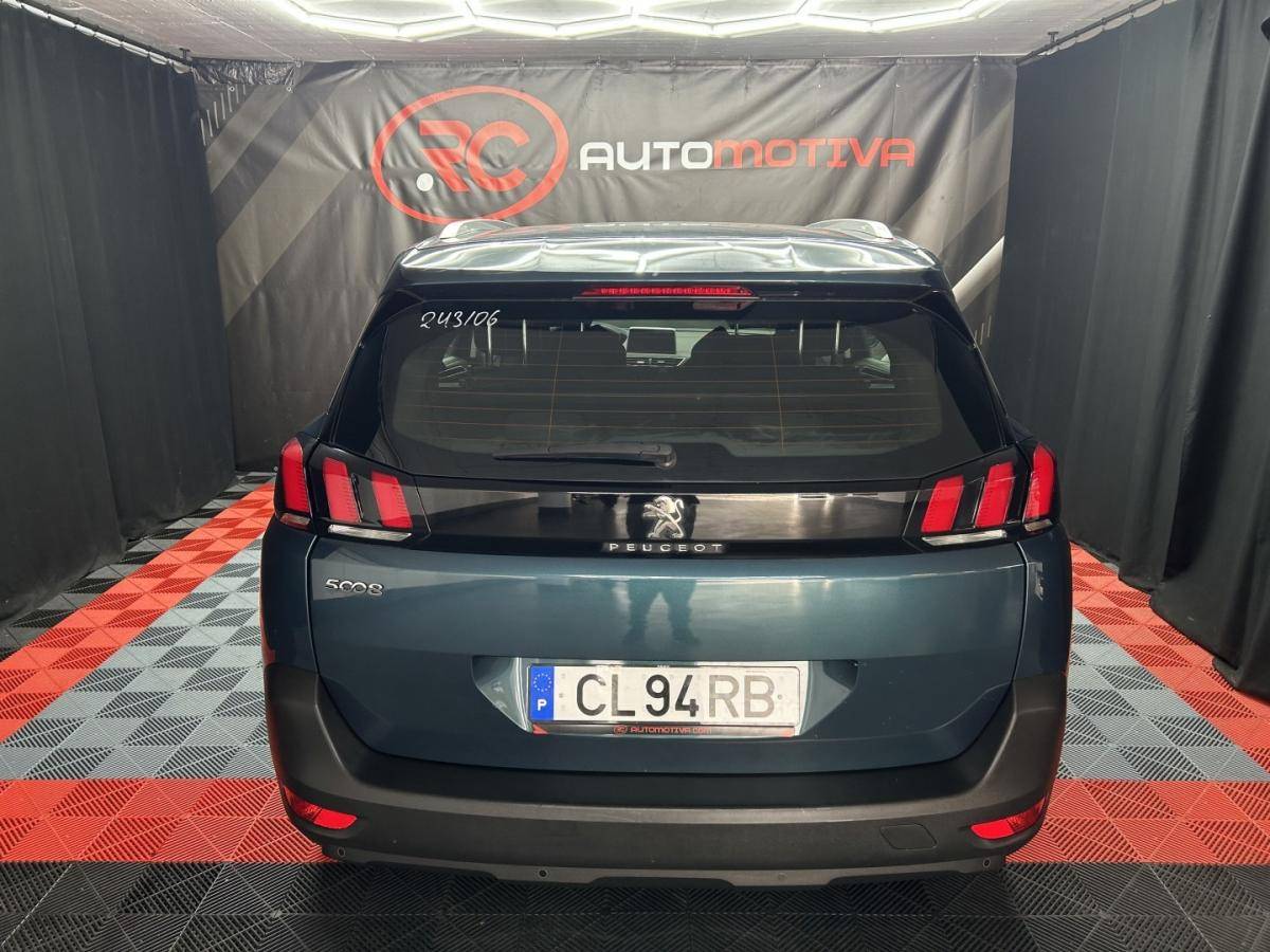 peugeot-5008-2018-gasolina-1199cc