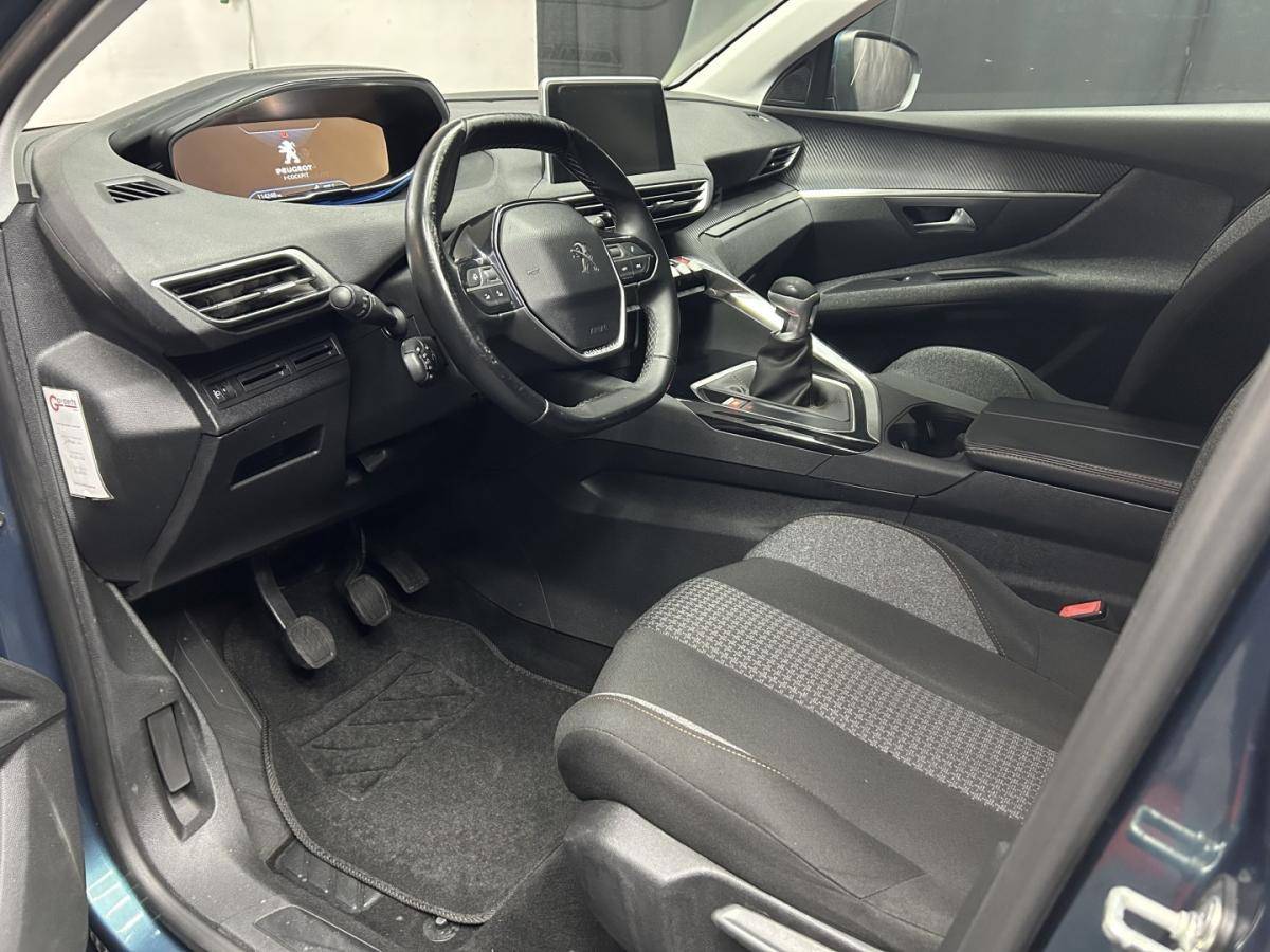 peugeot-5008-2018-gasolina-1199cc