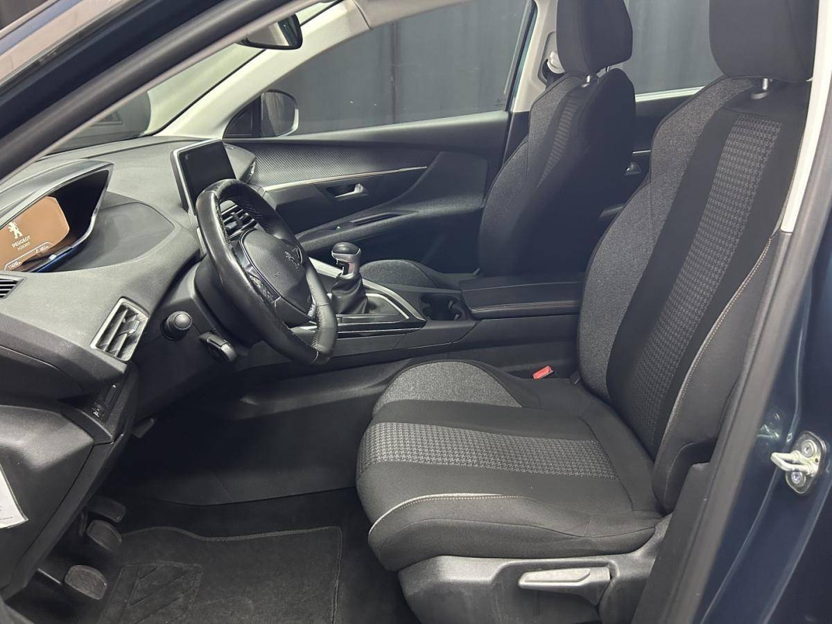 peugeot-5008-2018-gasolina-1199cc