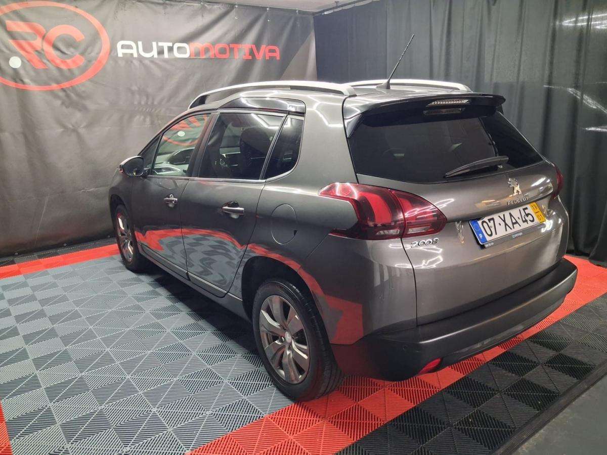 peugeot-2008-2019-gasolina-1199cc