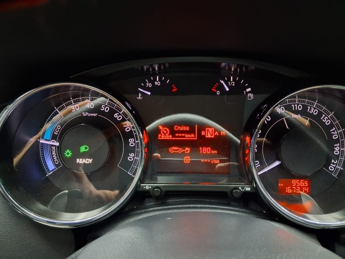peugeot-3008-2012-hibrido-1997cc