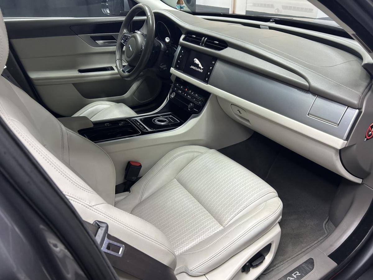 jaguar-xf-2016-diesel-1999cc