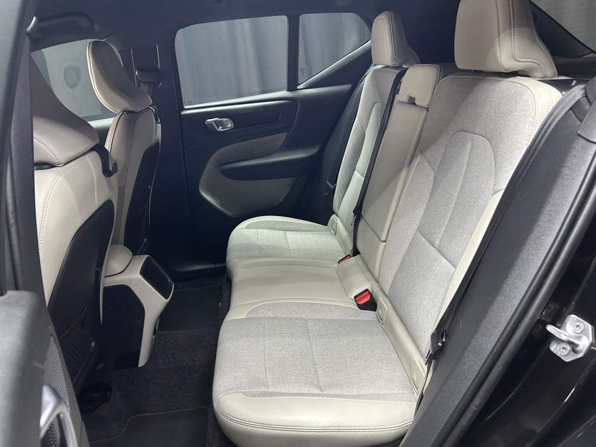 volvo-xc40-2019-diesel-1969cc