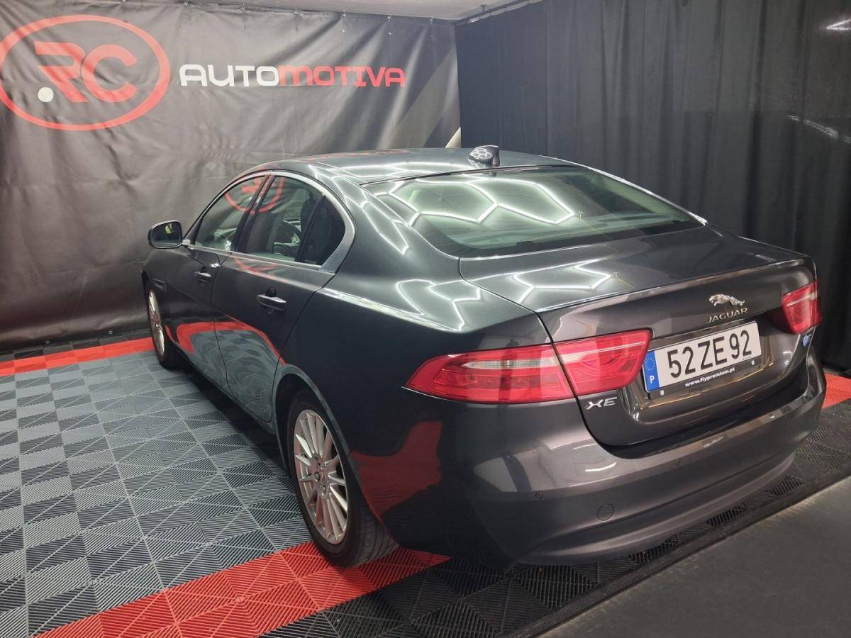 jaguar-xe-2017-diesel-1999cc