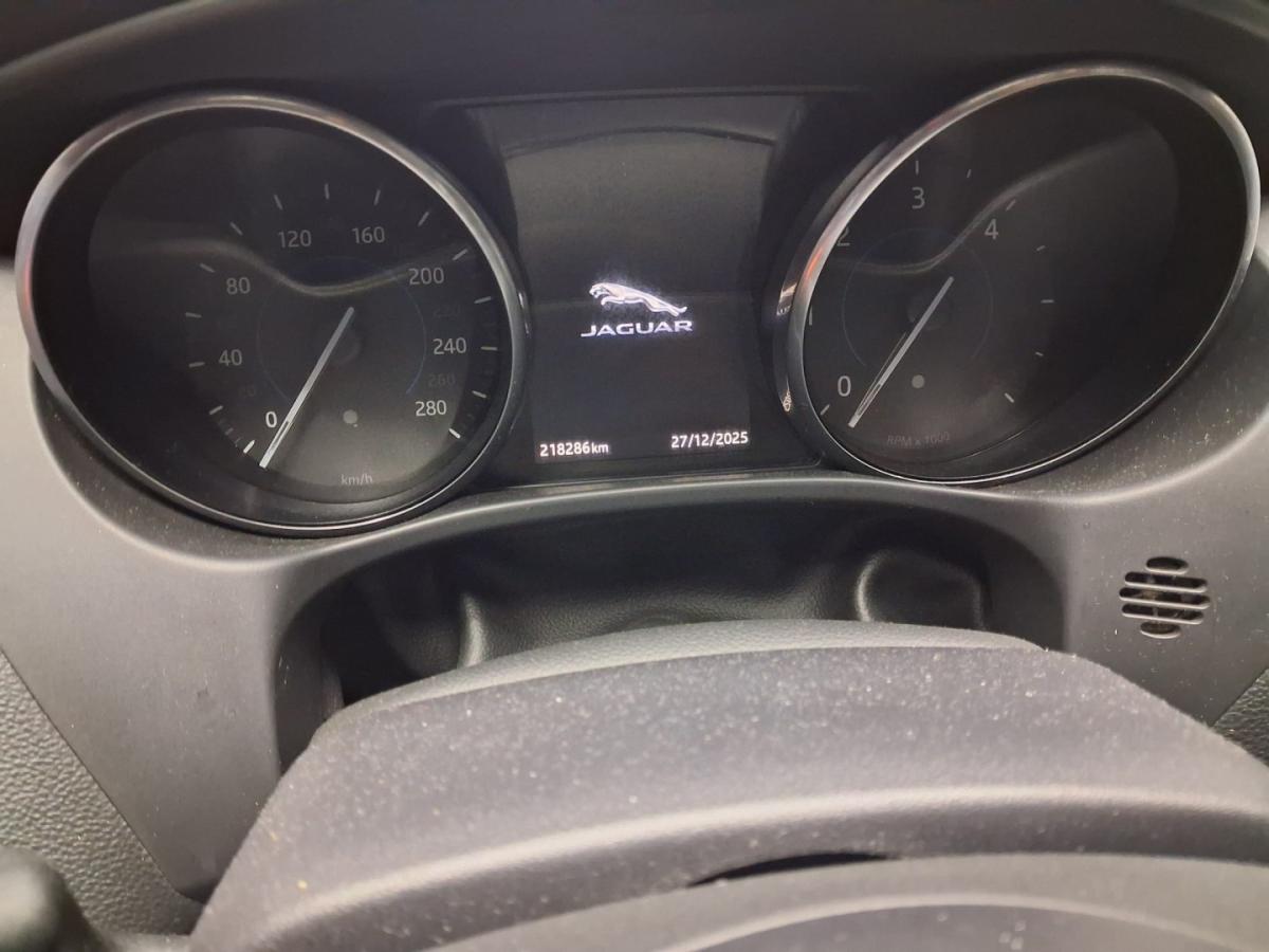 jaguar-xe-2017-diesel-1999cc