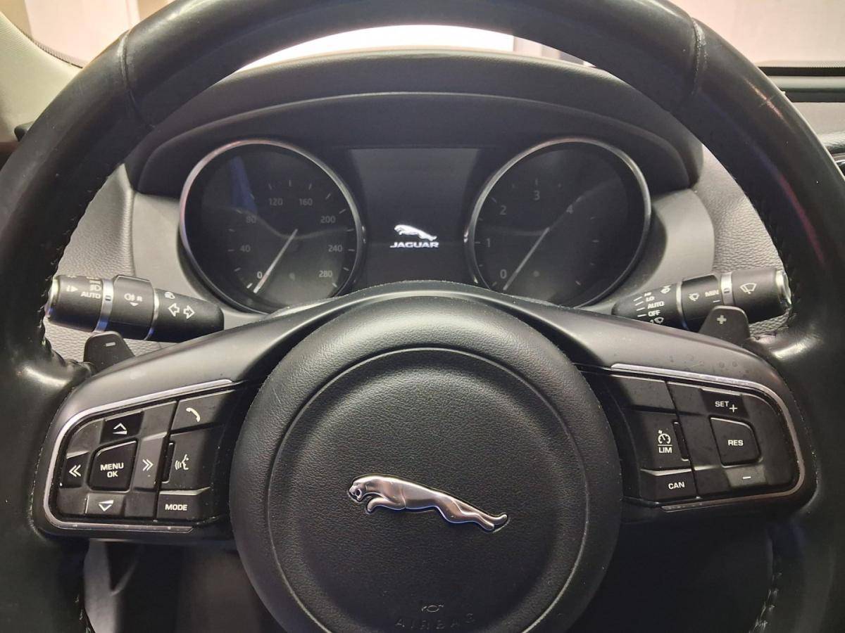 jaguar-xe-2017-diesel-1999cc