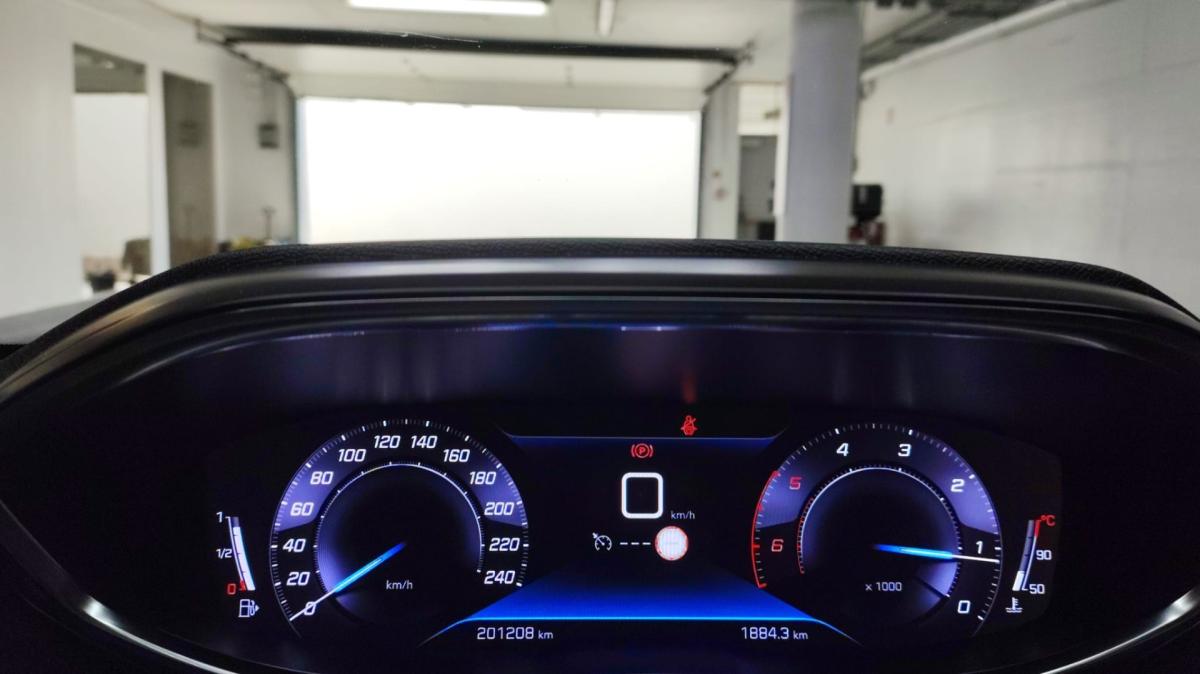 peugeot-3008-2019-diesel-1499cc