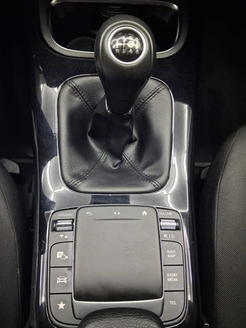 mercedes-benz-classe-a-2021-gasolina-1332cc