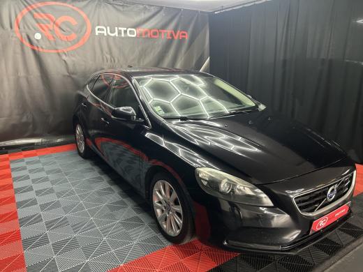 volvo-v40-2012-diesel-1560cc