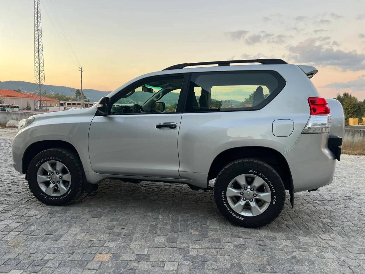 toyota-land-cruiser-2012-diesel-2982cc
