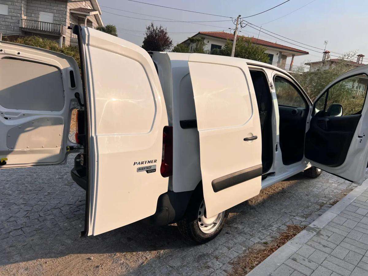 peugeot-partner-2017-diesel-1560cc