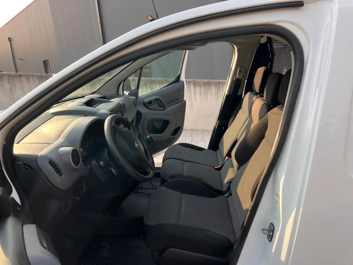peugeot-partner-2017-diesel-1560cc